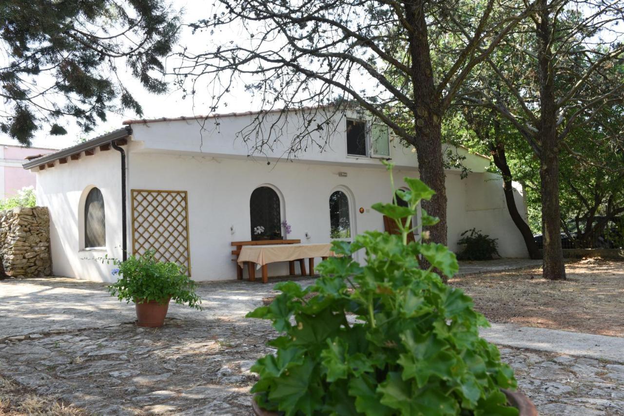 جويا ديل كولي B&B Parco Del Lamione المظهر الخارجي الصورة
